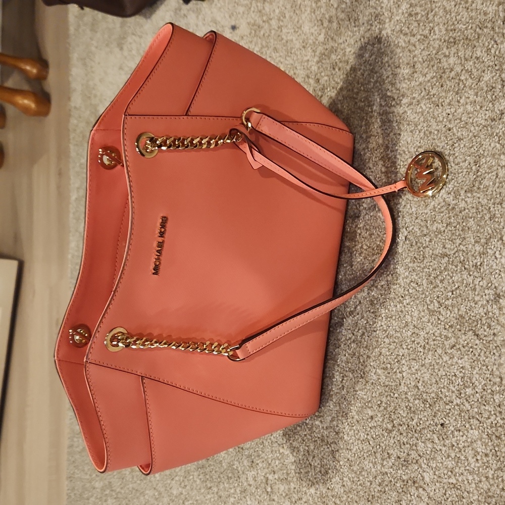 Michael Kors purse